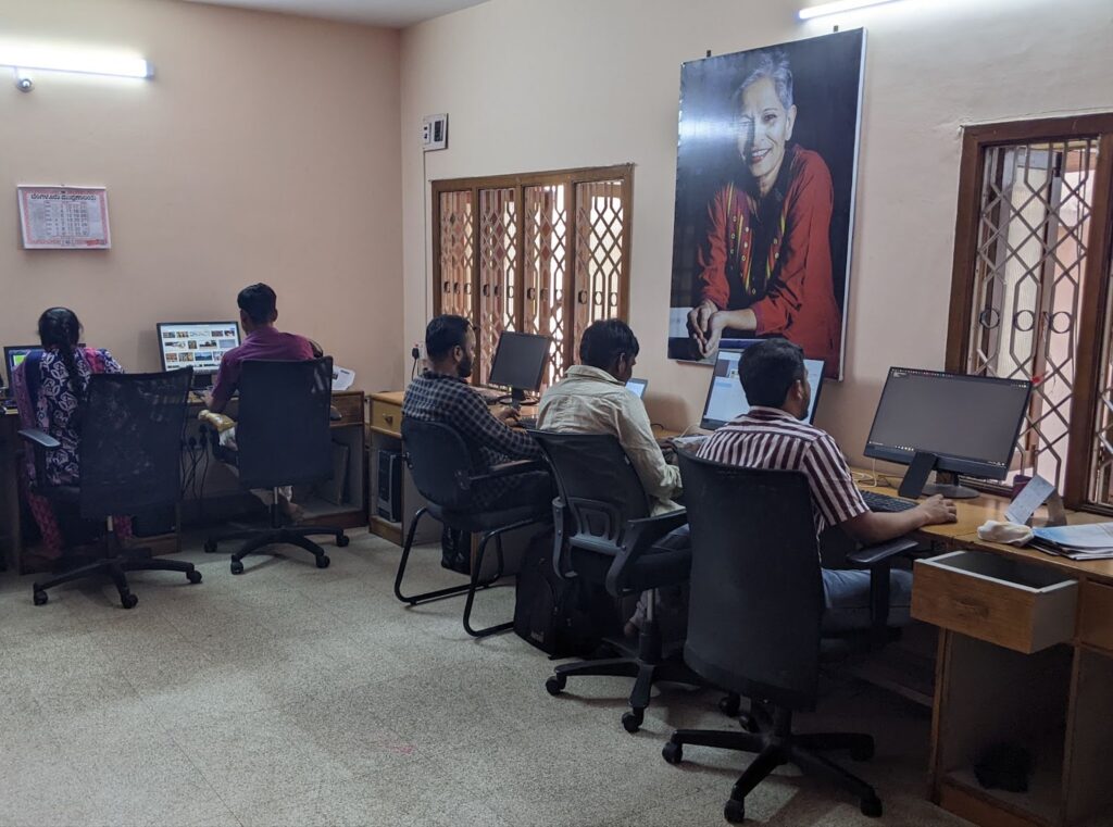 Journalists at Naanu Gauri work in their office in Bangalore. Photo: Phineas Rueckert for Forbidden Stories.