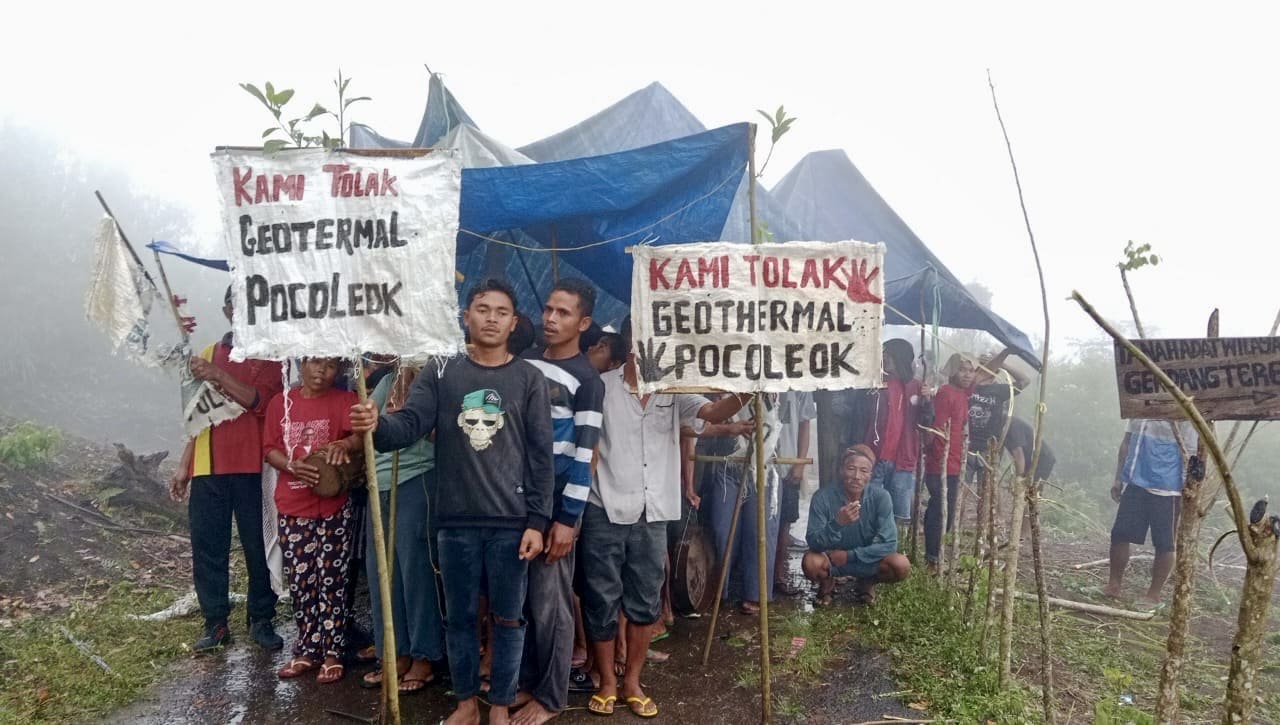Evicted populations and threatened journalists: In Indonesia, geothermal power pursued at all costs